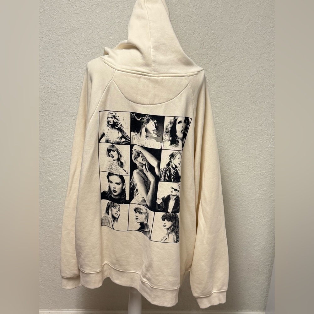 TAYLOR SWIFT Cream Tour Hoodie Size 3X